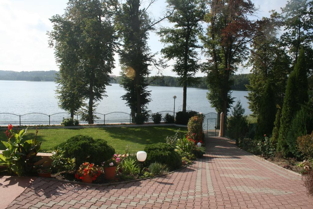 Eva Hotel Mrągowo Exterior photo