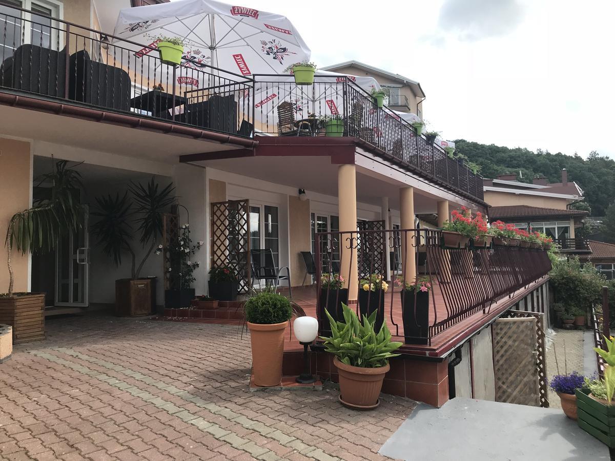 Eva Hotel Mrągowo Exterior photo